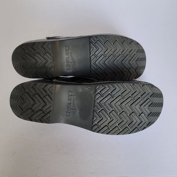 Dansko Professional Clogs. Size 42 - Picture 8 of 8